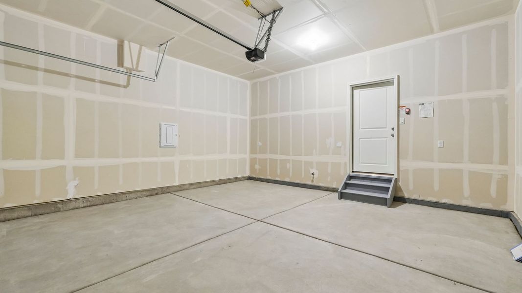 Spacious, unfurnished interior of a new home in Banning Lewis Ranch, Colorado Springs (Image 13). Spacious, unfurnished interior of a new home in Banning Lewis Ranch, Colorado Springs (Image 13).