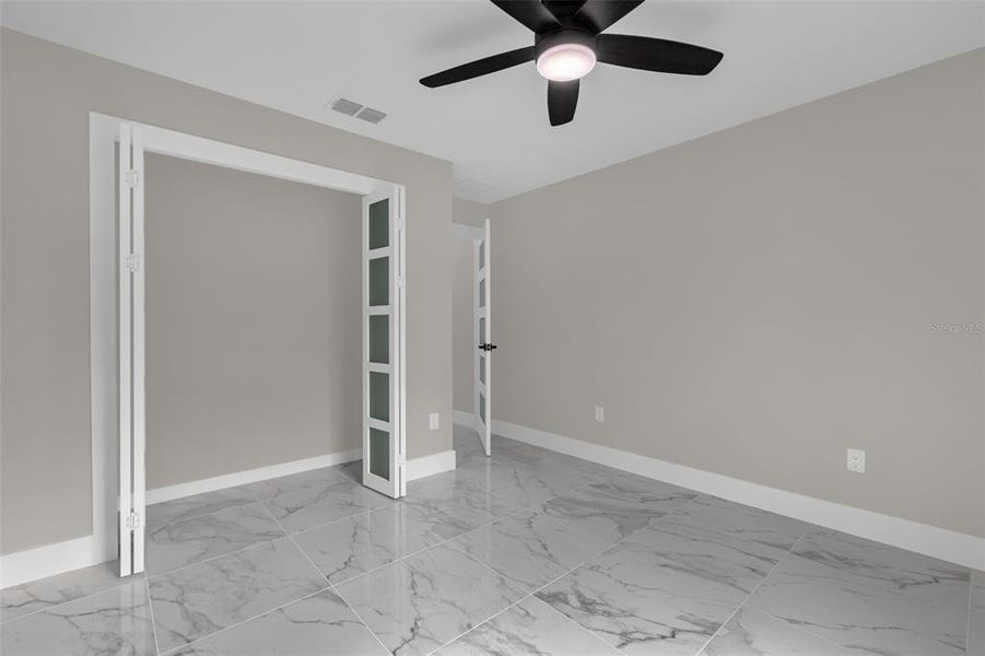 Spacious, unfurnished interior of a new home in , Dunnellon (Image 33).