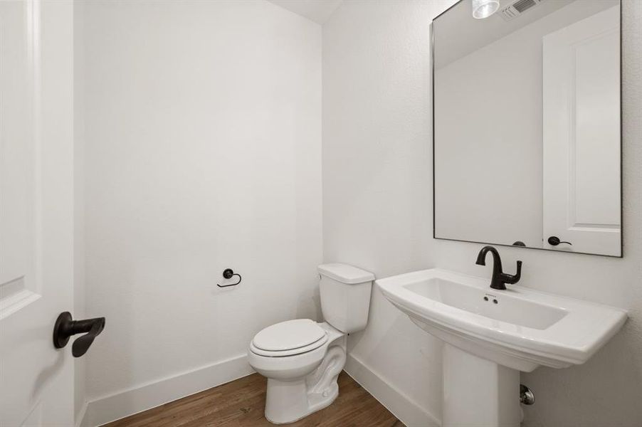 Furnished interior view inside a new home in Bella Crossing, Fort Worth (Image 14).
