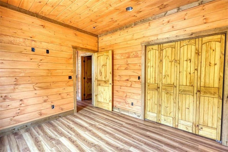 Image 52 of a home in .