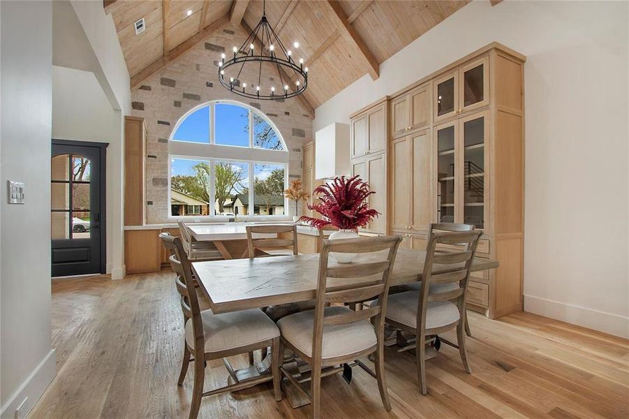 Furnished interior view inside a new home in , Richardson (Image 8).