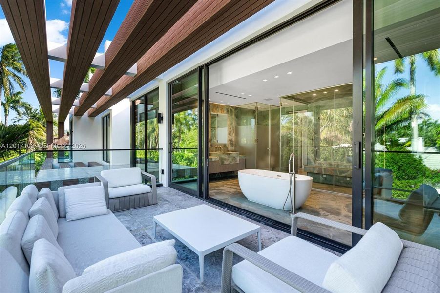 Exterior details and patio area of a home in , Miami Beach (Image 24).