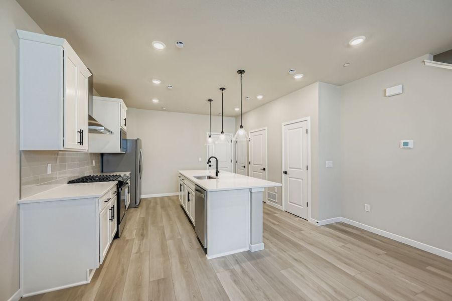 2775 Bear Springs Cir, Longmont, CO.  - Slide 11