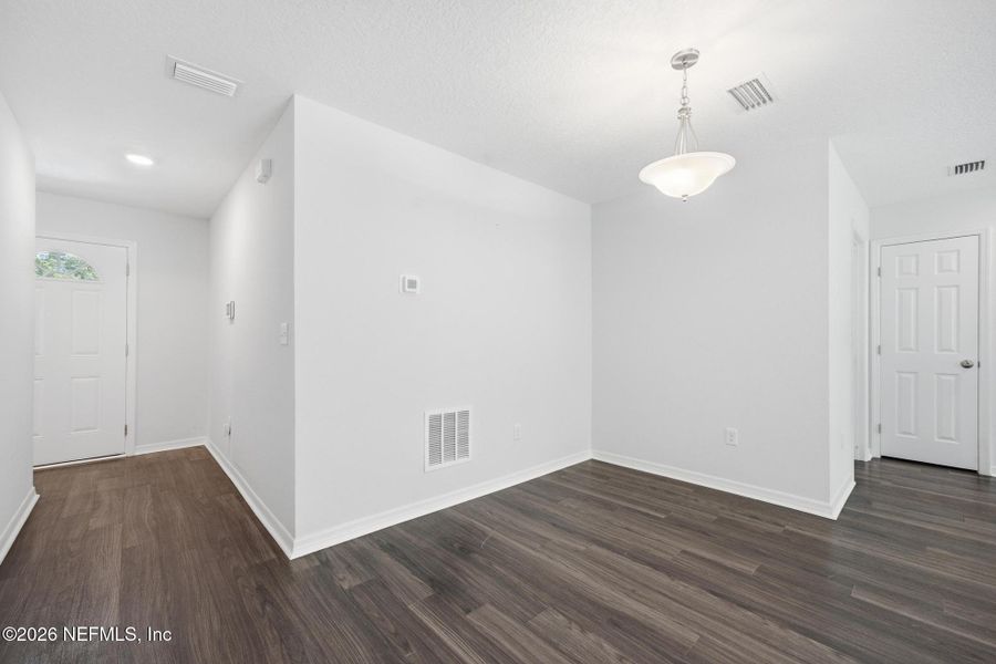 Spacious, unfurnished interior of a new home in , Jacksonville (Image 22).