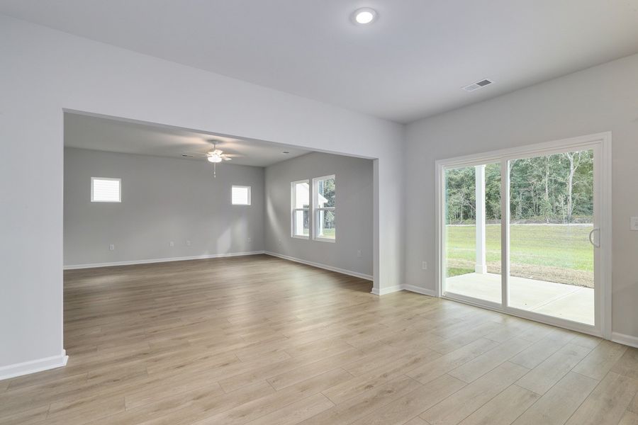 Spacious, unfurnished interior of a new home in Jordan Grove, Conway (Image 23).