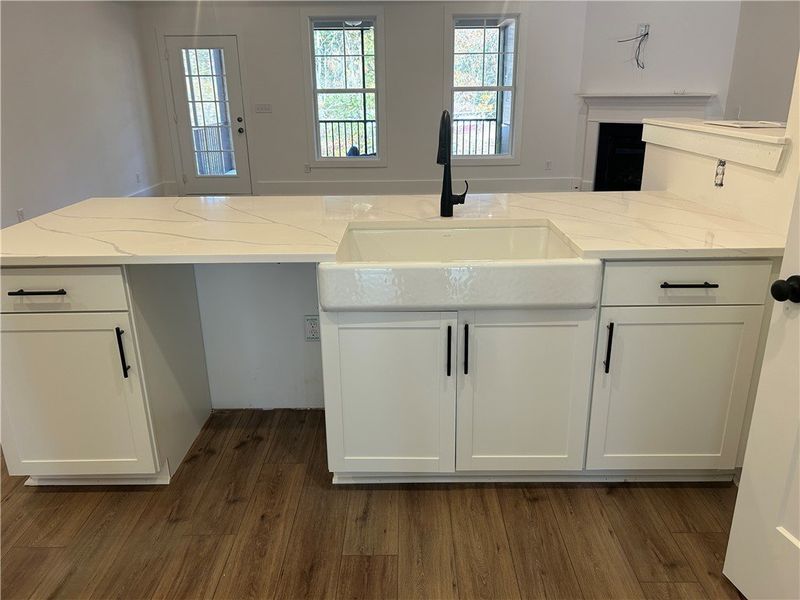 Furnished interior view inside a new home in Cross Creek Golf Club, Seneca (Image 10).