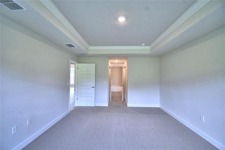 Spacious, unfurnished interior of a new home in Lake Juliana Estates, Auburndale (Image 39).