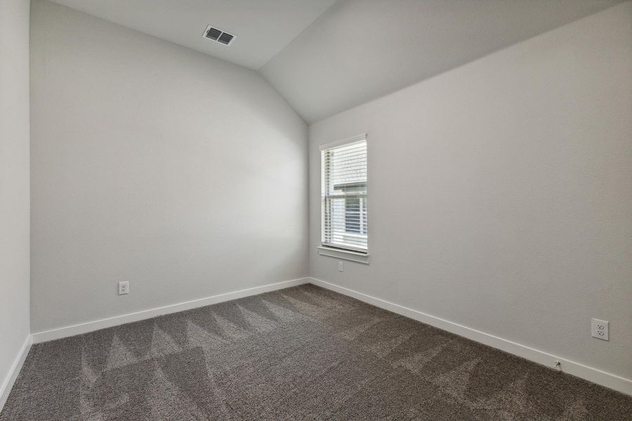 Spacious, unfurnished interior of a new home in Prairie Winds, Hutto (Image 15).