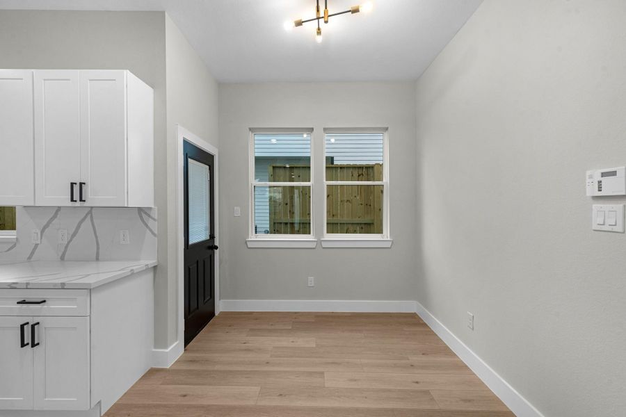 Spacious, unfurnished interior of a new home in , Houston (Image 14).