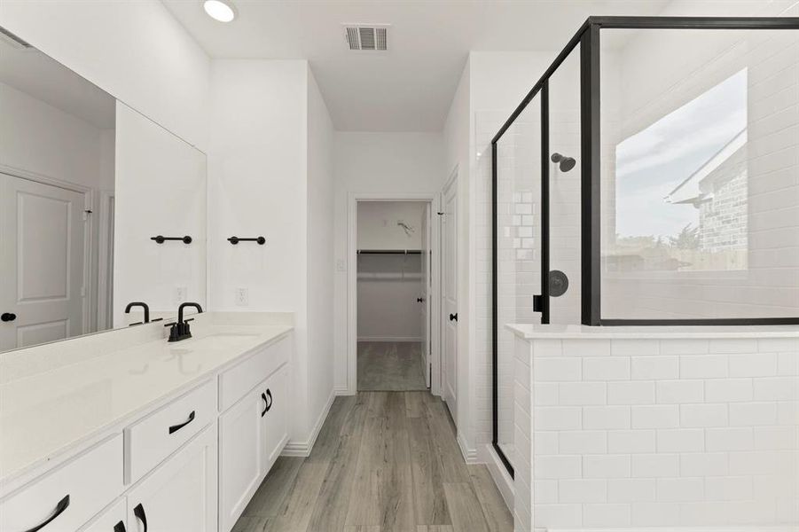 Furnished interior view inside a new home in Coyote Meadows 50s, Anna (Image 13). Furnished interior view inside a new home in Coyote Meadows 50s, Anna (Image 13).