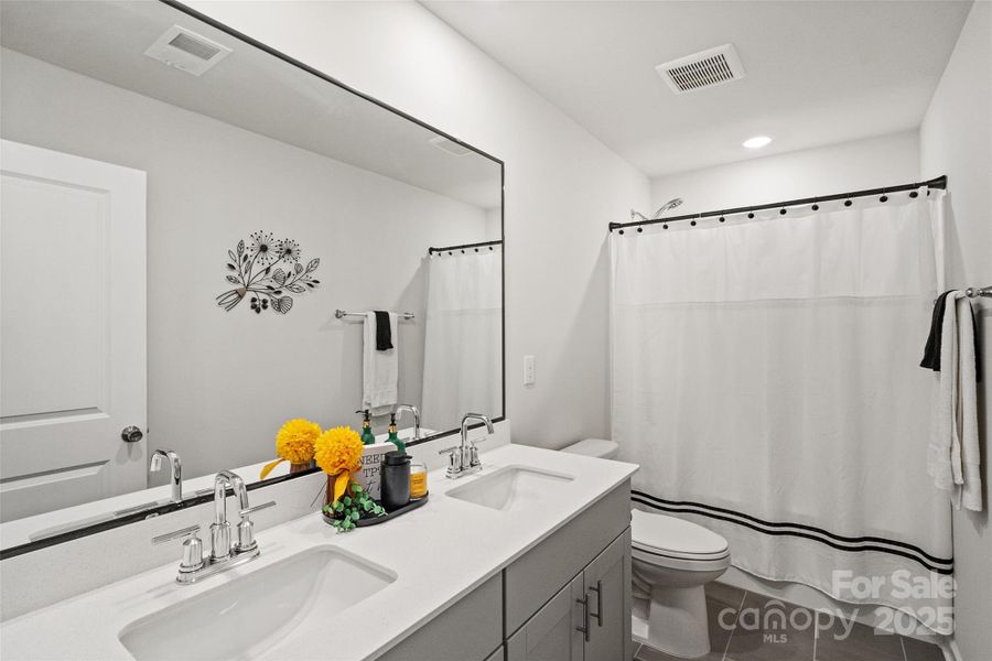 Guest Bathroom Guest Bathroom