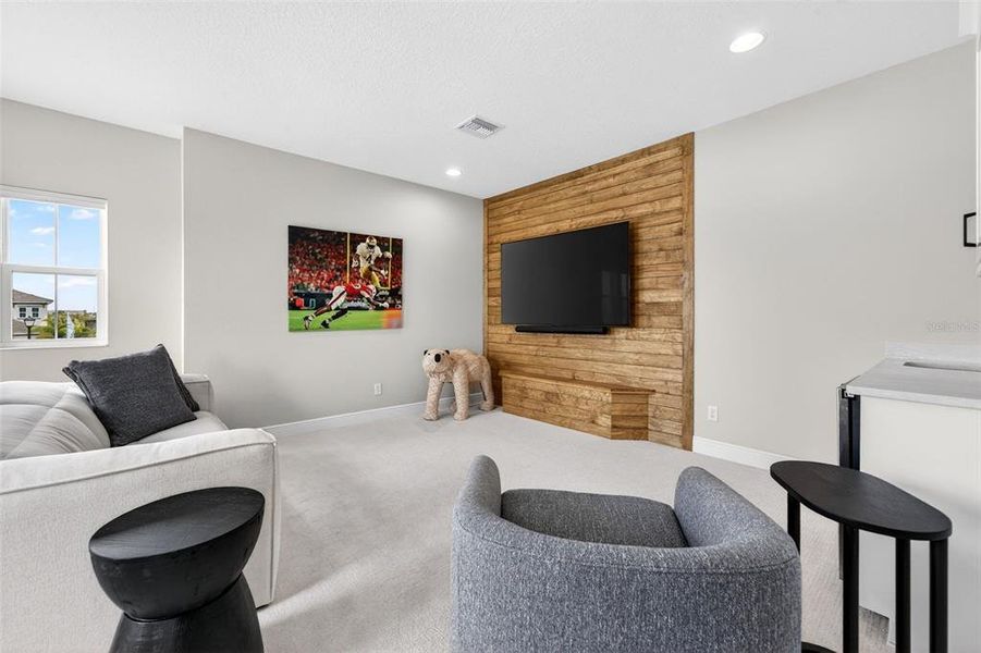 Furnished interior view inside a new home in , Venice (Image 49).