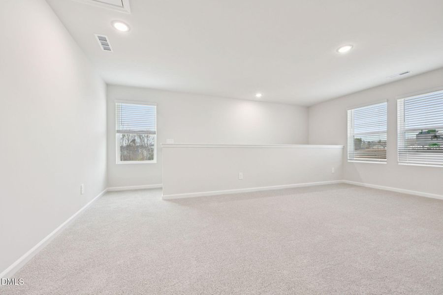 20-web-or-mls-Raleigh - Oak Manor - 649