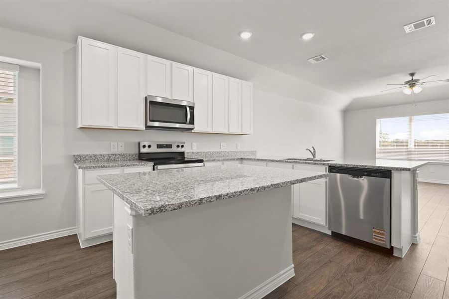 Furnished interior view inside a new home in Burgess Meadows, Cleburne (Image 6).