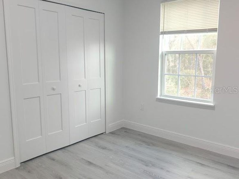 Spacious, unfurnished interior of a new home in , Ocala (Image 15).