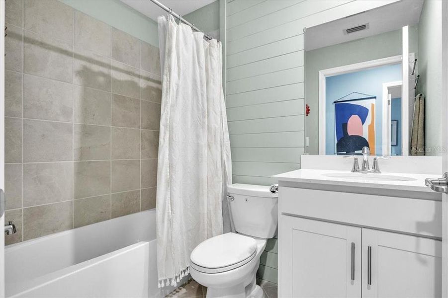 Furnished interior view inside a new home in , Punta Gorda (Image 8). Furnished interior view inside a new home in , Punta Gorda (Image 8).