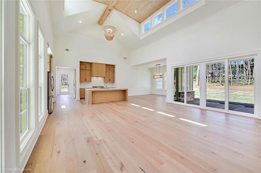 Spacious, unfurnished interior of a new home in , Jefferson (Image 14).
