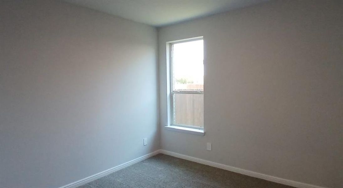 Spacious, unfurnished interior of a new home in The Canyons, Keene (Image 12).