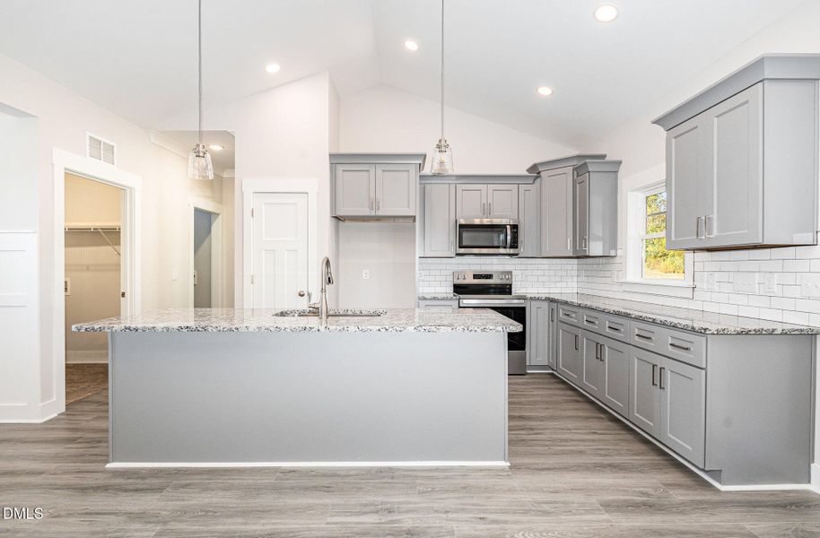 008_dsc07549-edit_398 008_dsc07549-edit_398