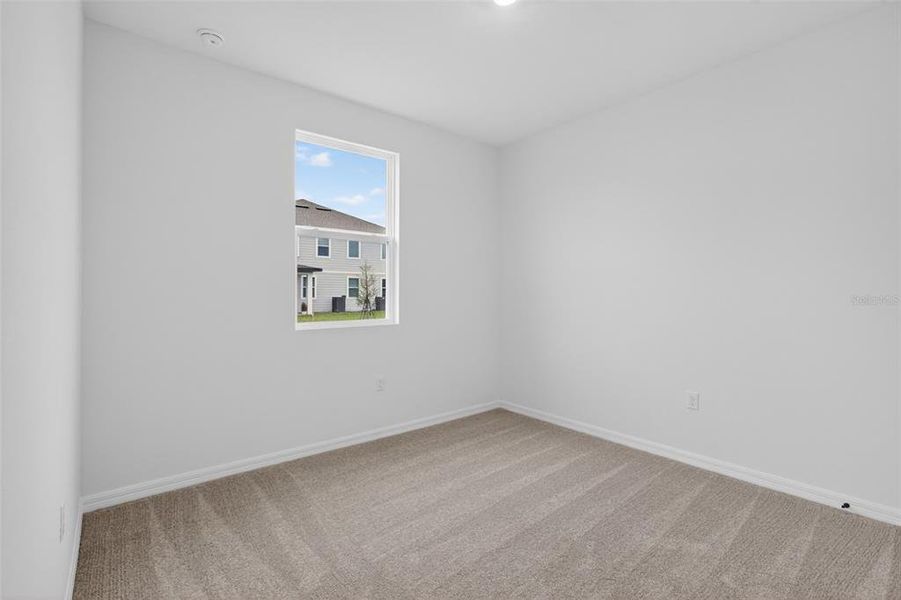 Spacious, unfurnished interior of a new home in Trailside, Mount Dora (Image 21).