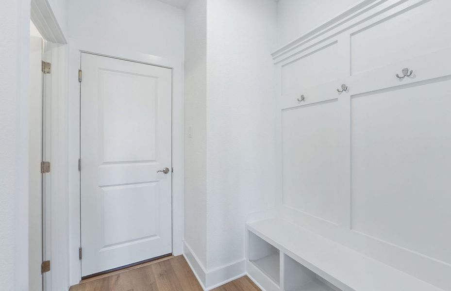 Spacious, unfurnished interior of a new home in Northpoint at Old Settlers, Round Rock (Image 24).