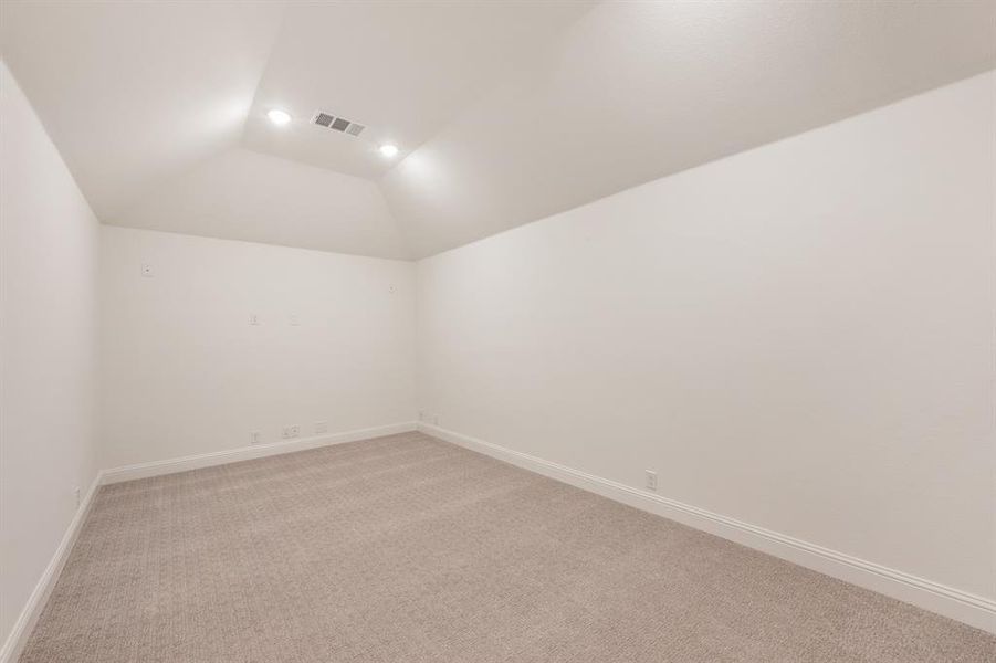 Spacious, unfurnished interior of a new home in Windsong Ranch Classic 61, Prosper (Image 14). Spacious, unfurnished interior of a new home in Windsong Ranch Classic 61, Prosper (Image 14).