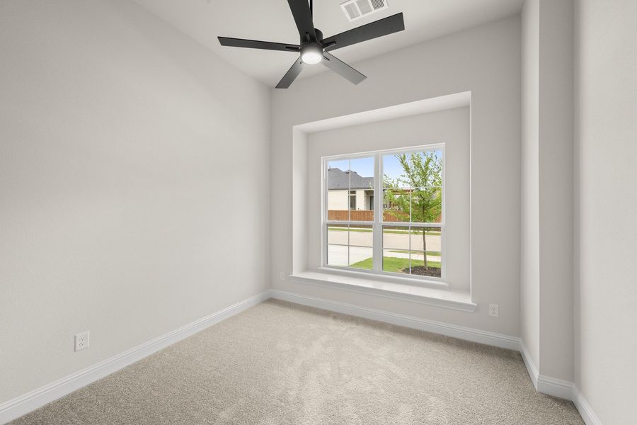 Spacious, unfurnished interior of a new home in Redden Farms - Phase 1, Midlothian (Image 22).