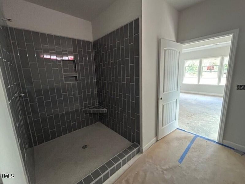 IMG_4219 (Medium) IMG_4219 (Medium)