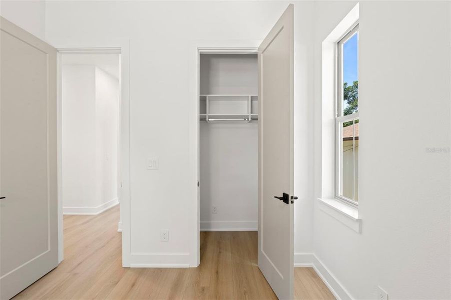 Spacious, unfurnished interior of a new home in , St. Petersburg (Image 33).