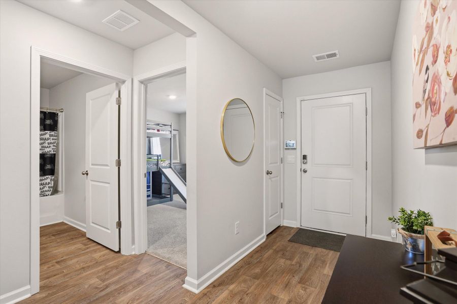 Furnished interior view inside a new home in Stone Ridge, Moncks Corner (Image 11).