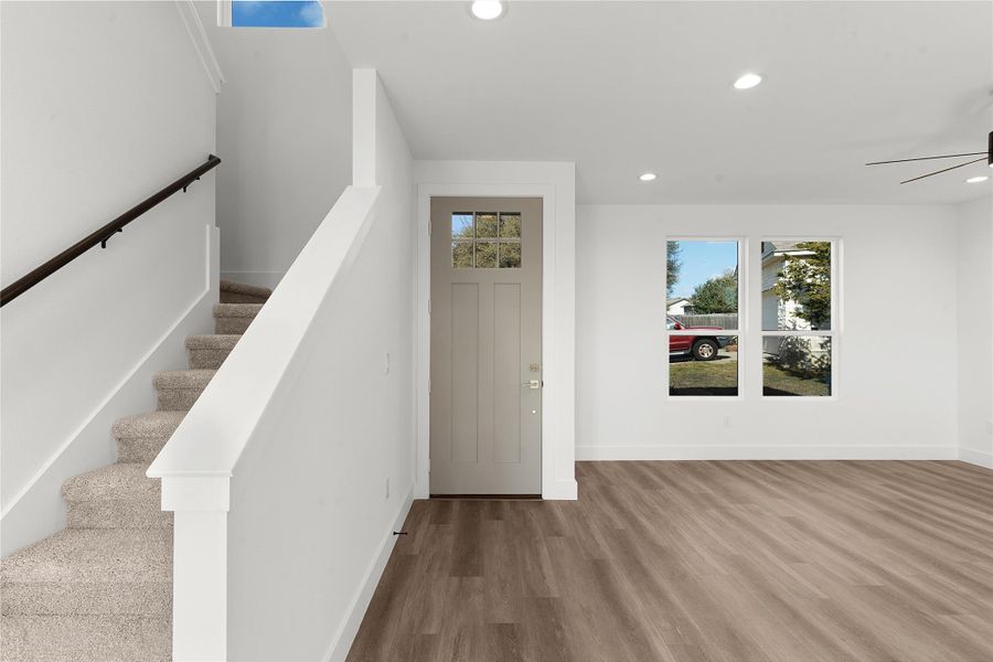 Spacious, unfurnished interior of a new home in , Burnet (Image 12).