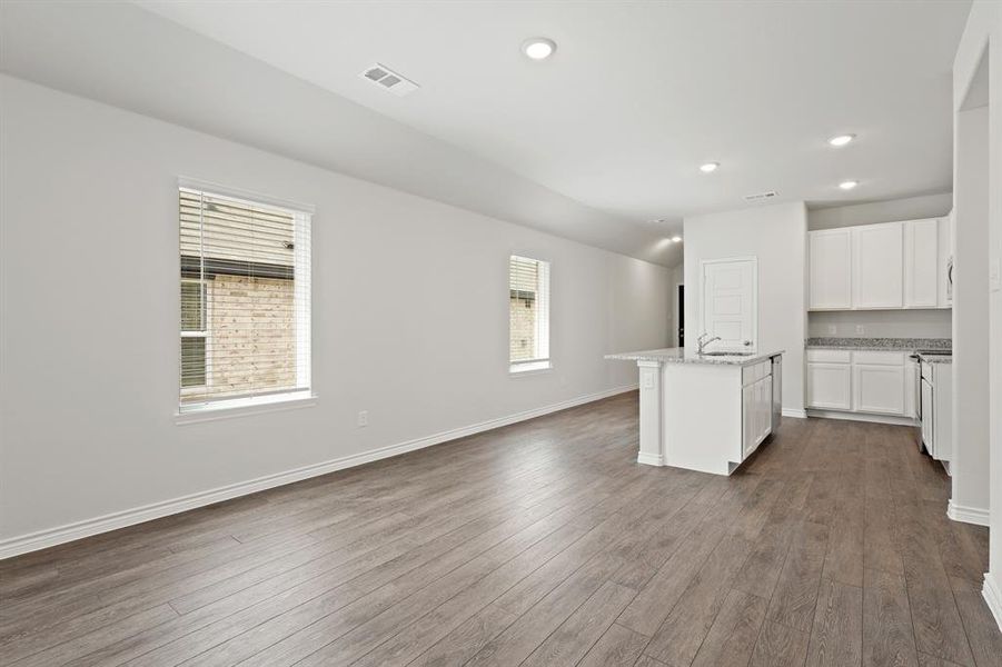 Spacious, unfurnished interior of a new home in Christian Meadows, Ennis (Image 9). Spacious, unfurnished interior of a new home in Christian Meadows, Ennis (Image 9).