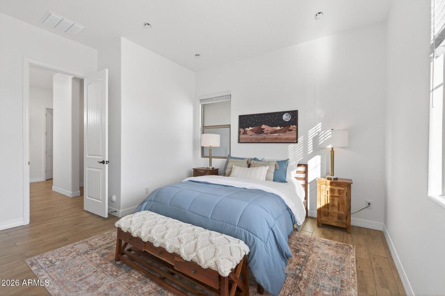 46_20076_W_Campbell_Ave46_mls