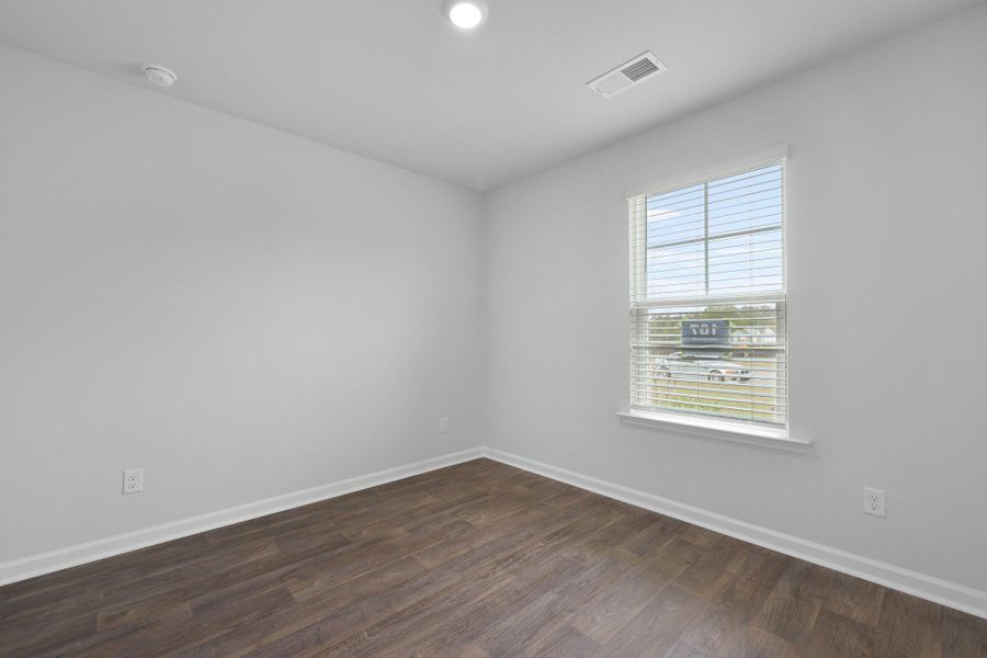 Spacious, unfurnished interior of a new home in Center Pointe, Santee (Image 17).