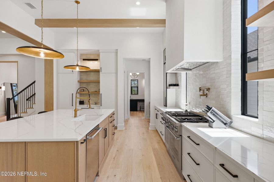 Furnished interior view inside a new home in , Ponte Vedra Beach (Image 19).