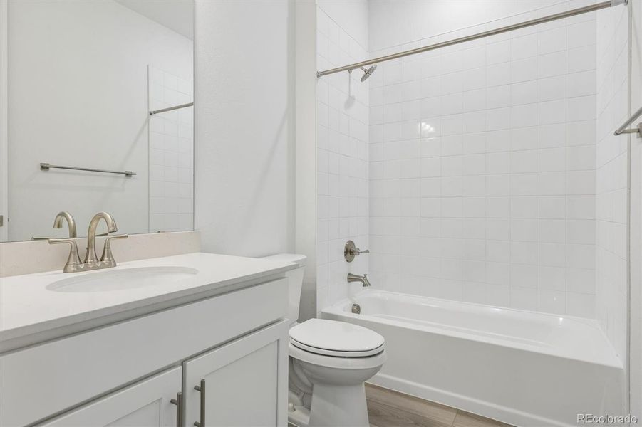 Furnished interior view inside a new home in Independence, Elizabeth (Image 13).