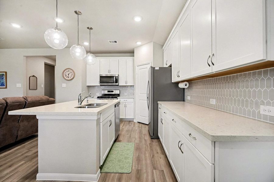 Furnished interior view inside a new home in Southwinds, Baytown (Image 10). Furnished interior view inside a new home in Southwinds, Baytown (Image 10).