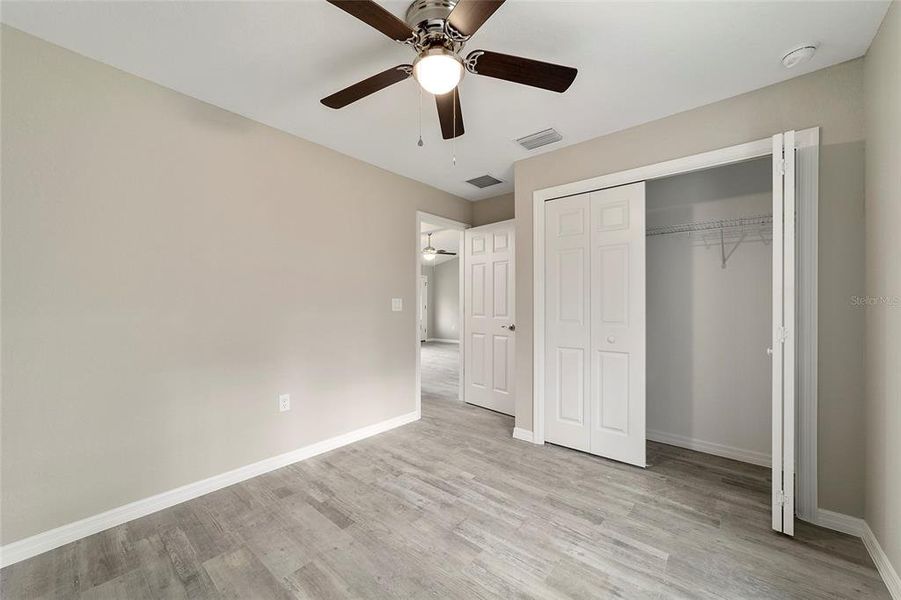 Spacious, unfurnished interior of a new home in , Dunnellon (Image 14).