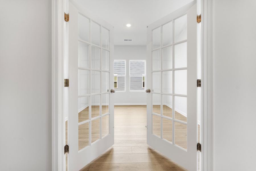 Furnished interior view inside a new home in Mayfair Village, Spartanburg (Image 5). Furnished interior view inside a new home in Mayfair Village, Spartanburg (Image 5).