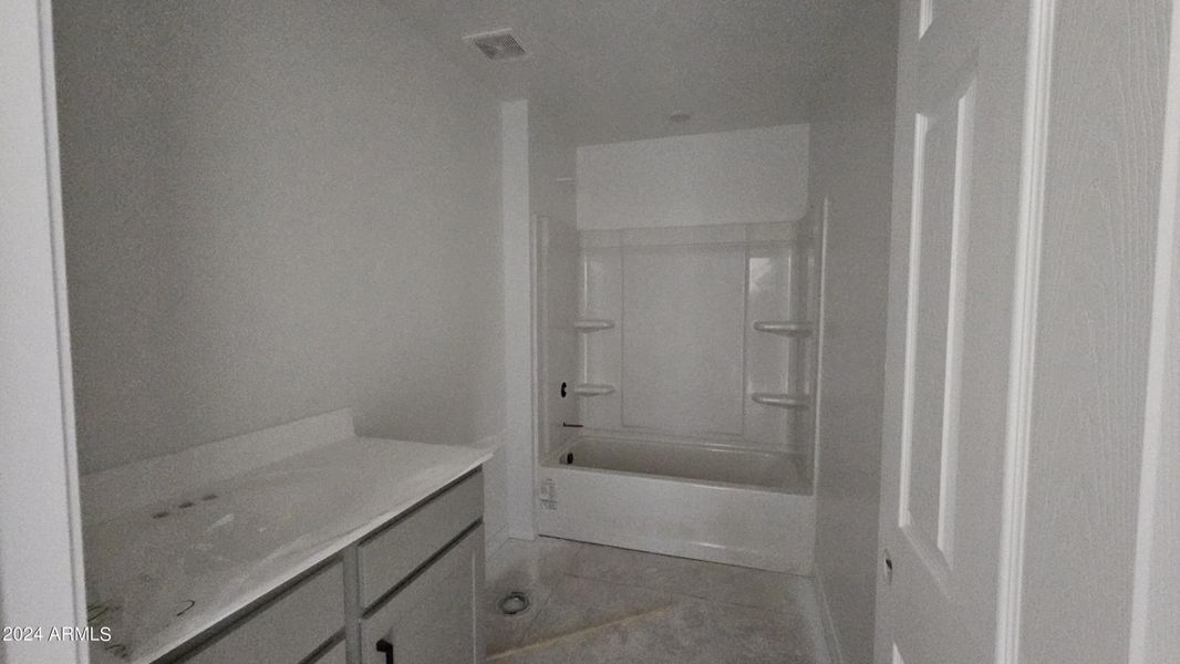 15 2nd Bathroom - Copy