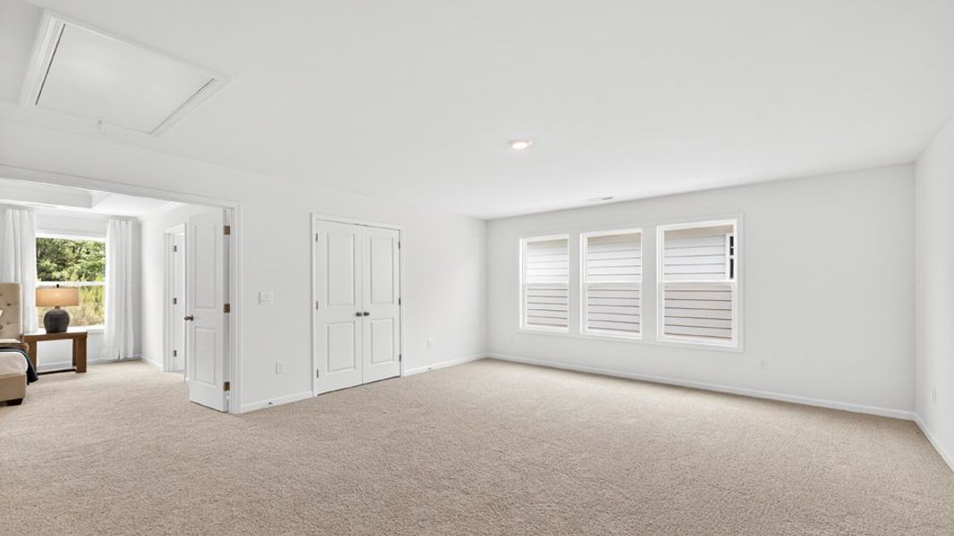 Representative unfurnished interior of a home built from the Hampshire by D.R. Horton in Kalas Falls, Wake Forest (Image 24).