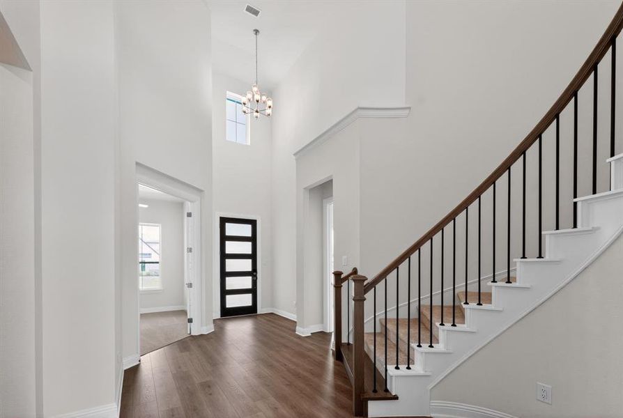 Spacious, unfurnished interior of a new home in Highland Crossing, Celina (Image 13).