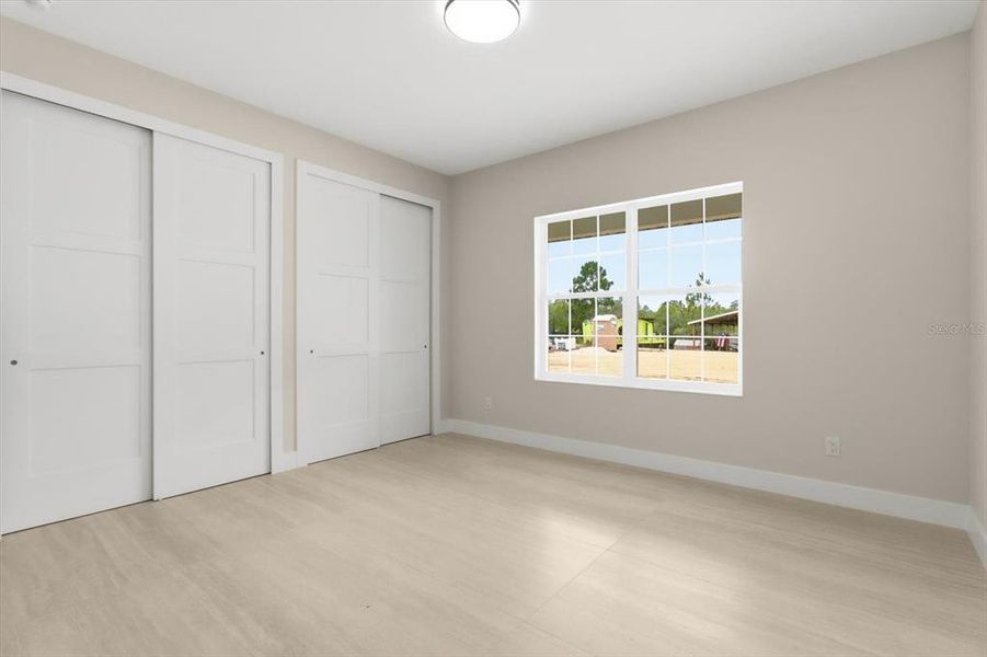 Spacious, unfurnished interior of a new home in , Dunnellon (Image 36).