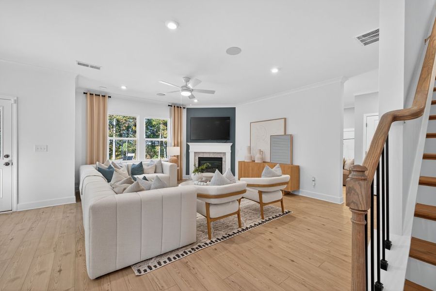 Representative furnished interior of a home built from the Hampton by Pulte Homes in Watermist at Mirror Lake, Villa Rica (Image 40).
