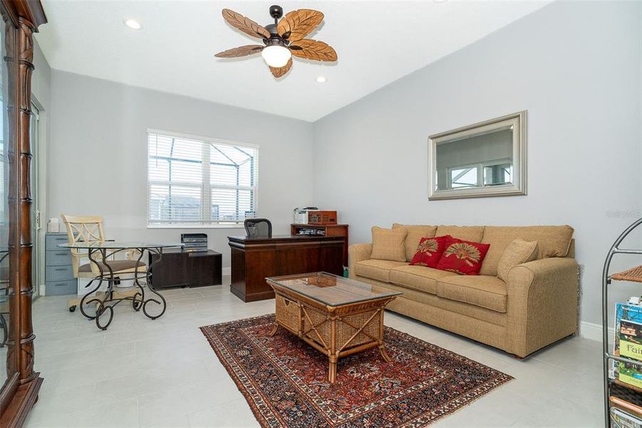 Furnished interior view inside a new home in , Englewood (Image 33).