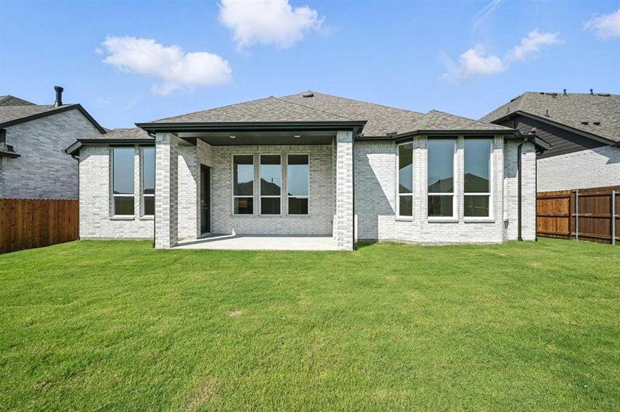 Front exterior of a new home in Thompson Farms: 60ft. lots, Van Alstyne, TX, highlighting curb appeal (Image 23). Front exterior of a new home in Thompson Farms: 60ft. lots, Van Alstyne, TX, highlighting curb appeal (Image 23).