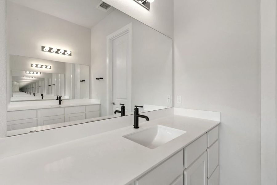Representative furnished interior of a home built from the Eldorado by Pacesetter Homes in Easton Park, Austin (Image 7). Representative furnished interior of a home built from the Eldorado by Pacesetter Homes in Easton Park, Austin (Image 7).