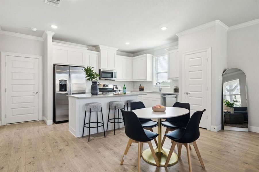 Furnished interior view inside a new home in Lakes of River Trails, Fort Worth (Image 16).