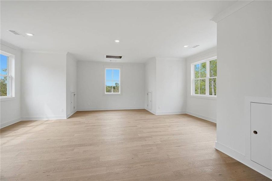 Spacious, unfurnished interior of a new home in , Cumming (Image 24).