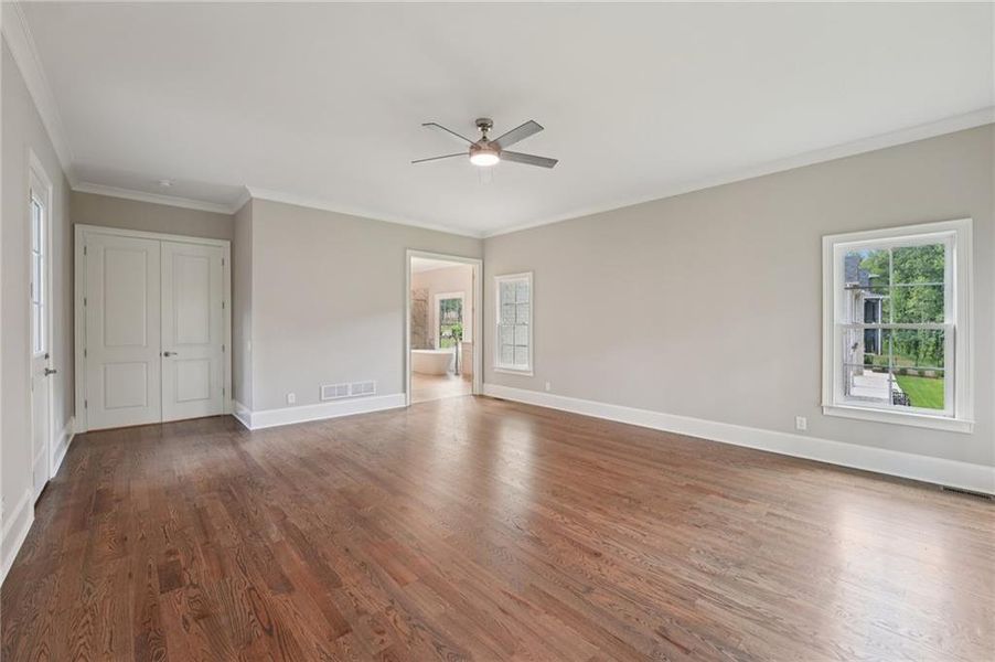 Spacious, unfurnished interior of a new home in The Reserve At Governors Towne Club, Acworth (Image 72). Spacious, unfurnished interior of a new home in The Reserve At Governors Towne Club, Acworth (Image 72).